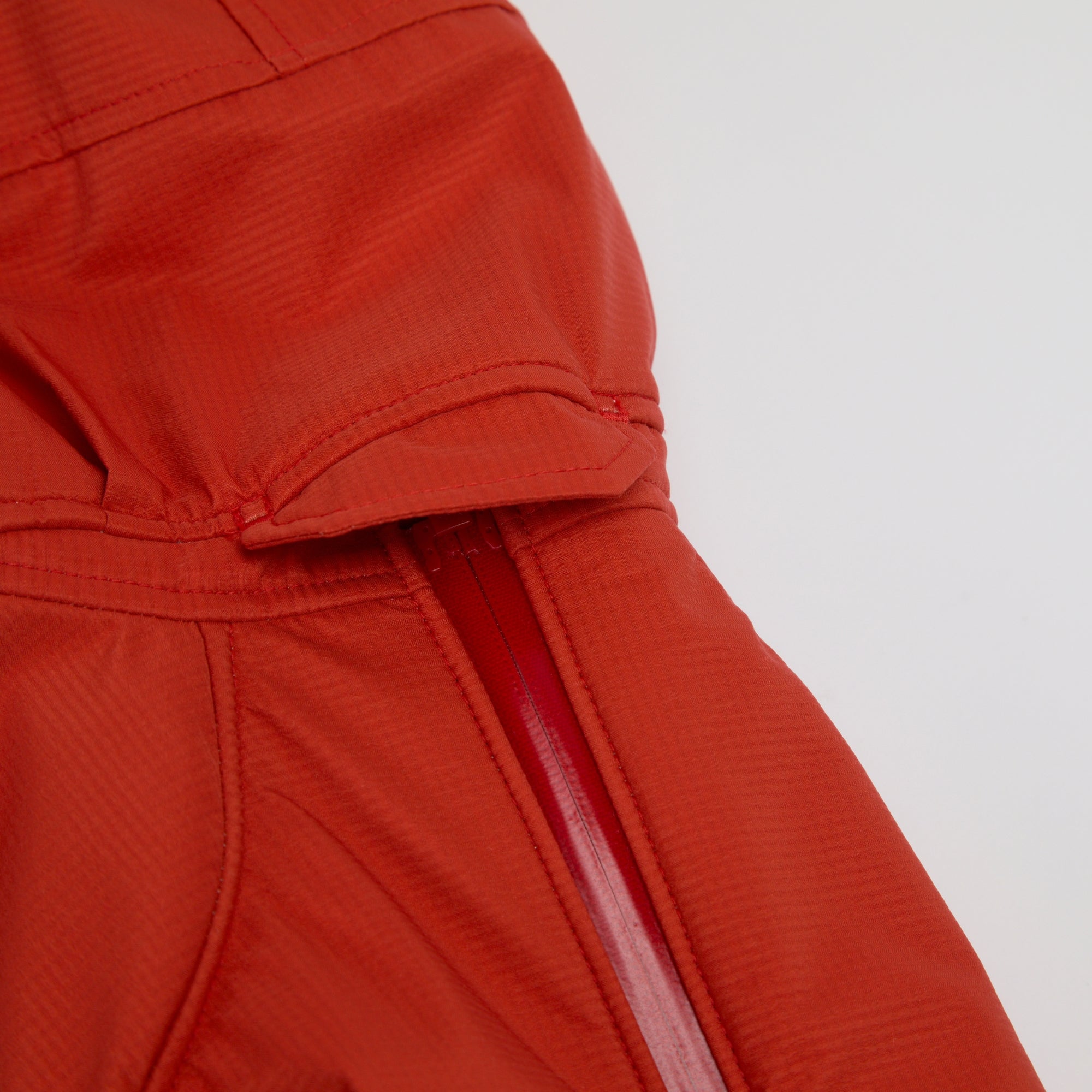 SNOW DOG GUARD　スノードッグガード　VINTAGE RED